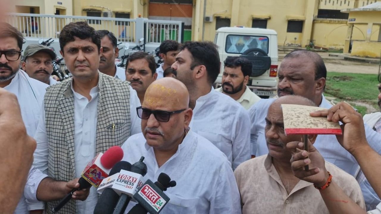 Uttar Pradesh Congress Committee officials coming out after meeting Dalit and tribal youths imprisoned in Naini Jail